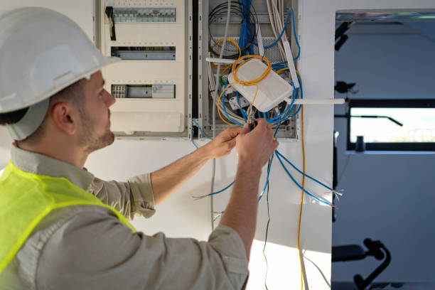 Best Affordable Emergency Electrician  in Bellevue, IA